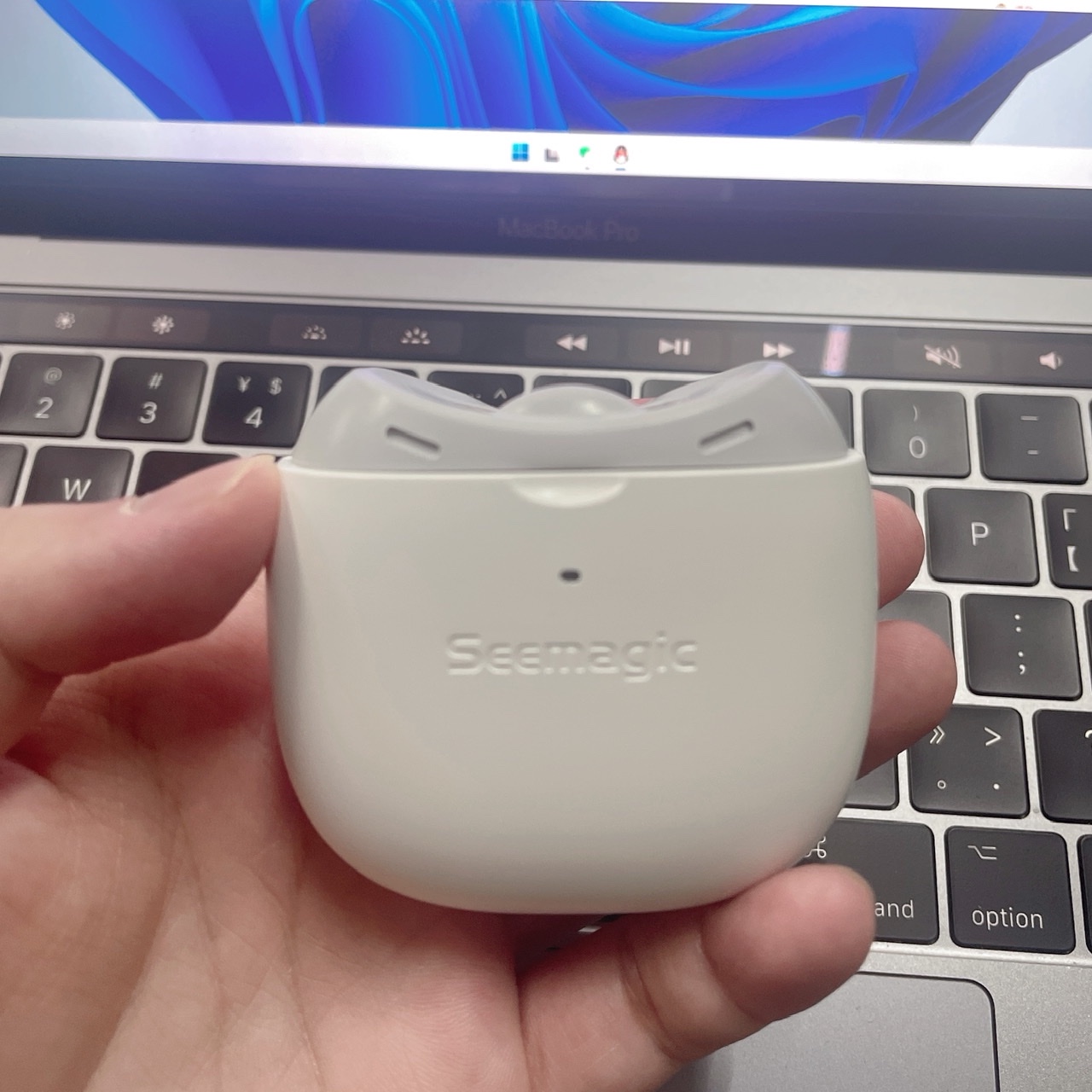 指甲剪一剪 方便晚上操作