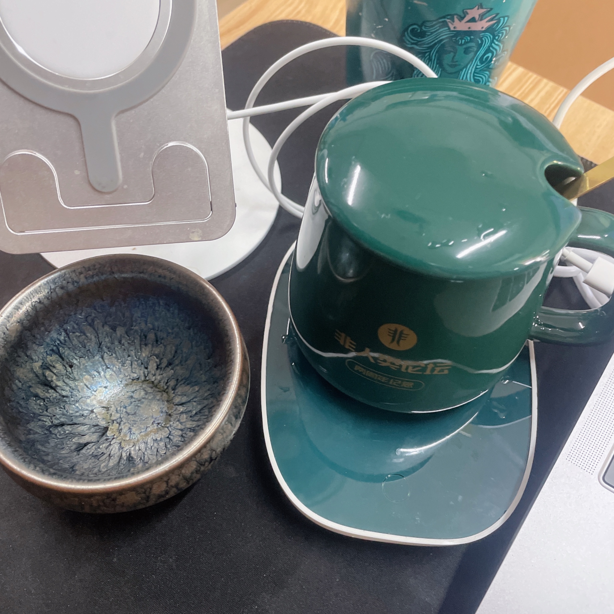 非主流论坛的纪念品到啦-恒温杯