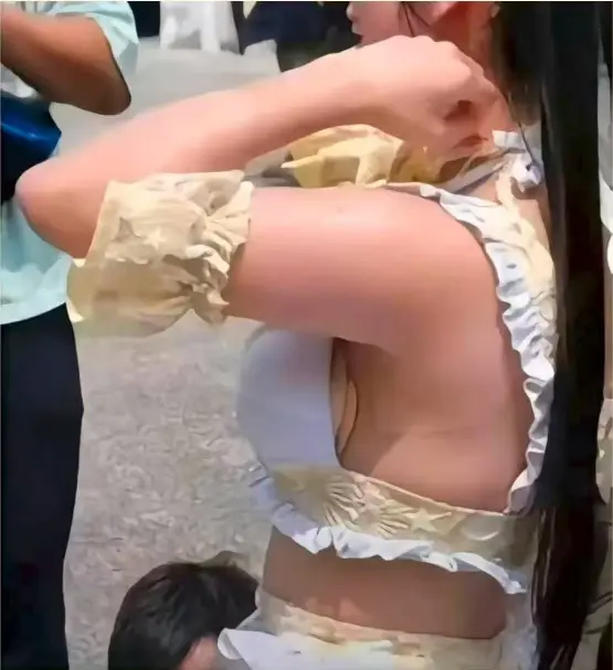 这已经不是一般的垫诈了，必须要出重拳