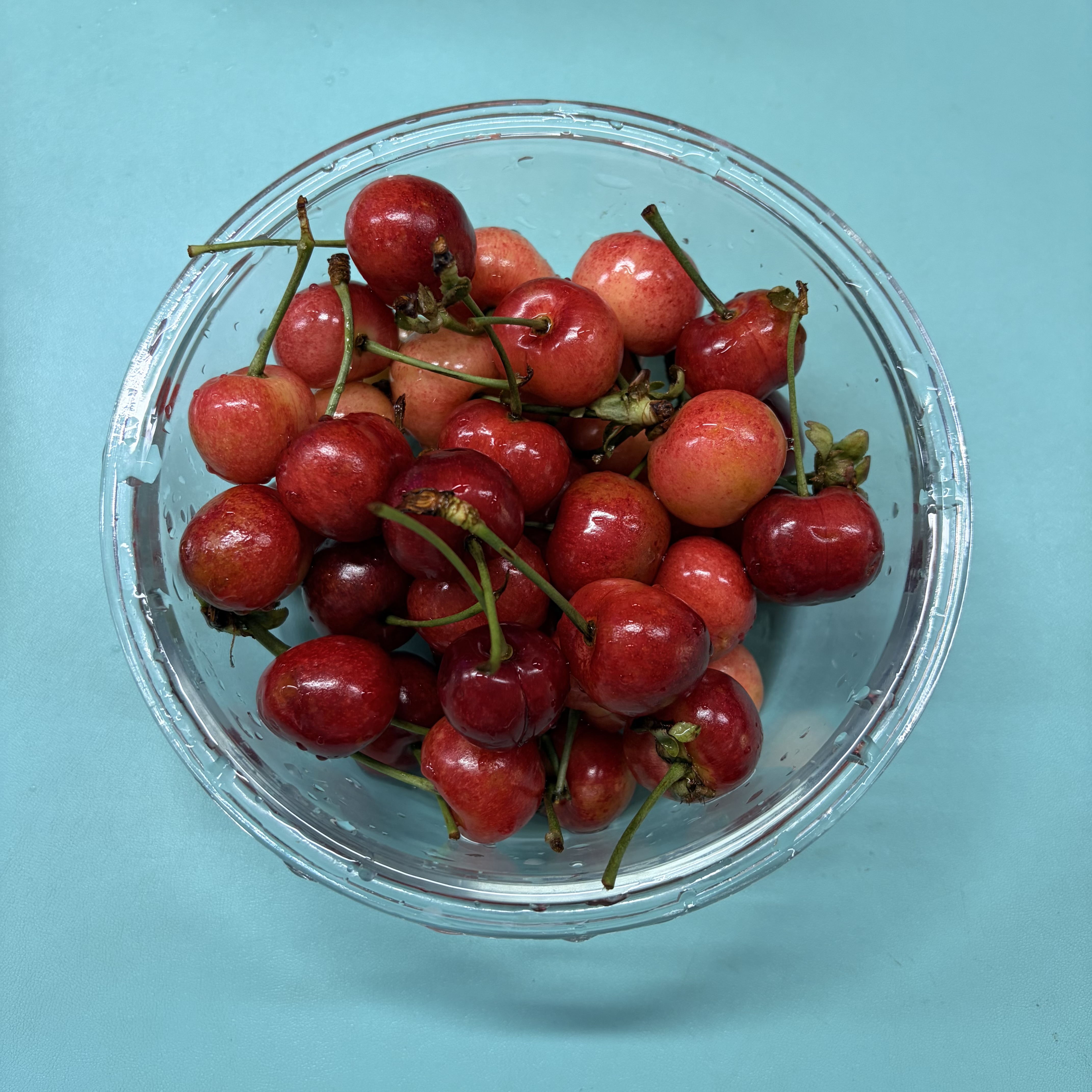 又到了吃杨梅的季节、这是贵州杨梅